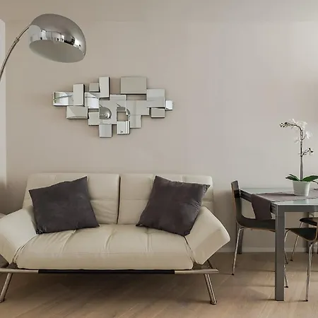 Pratello Apartment *